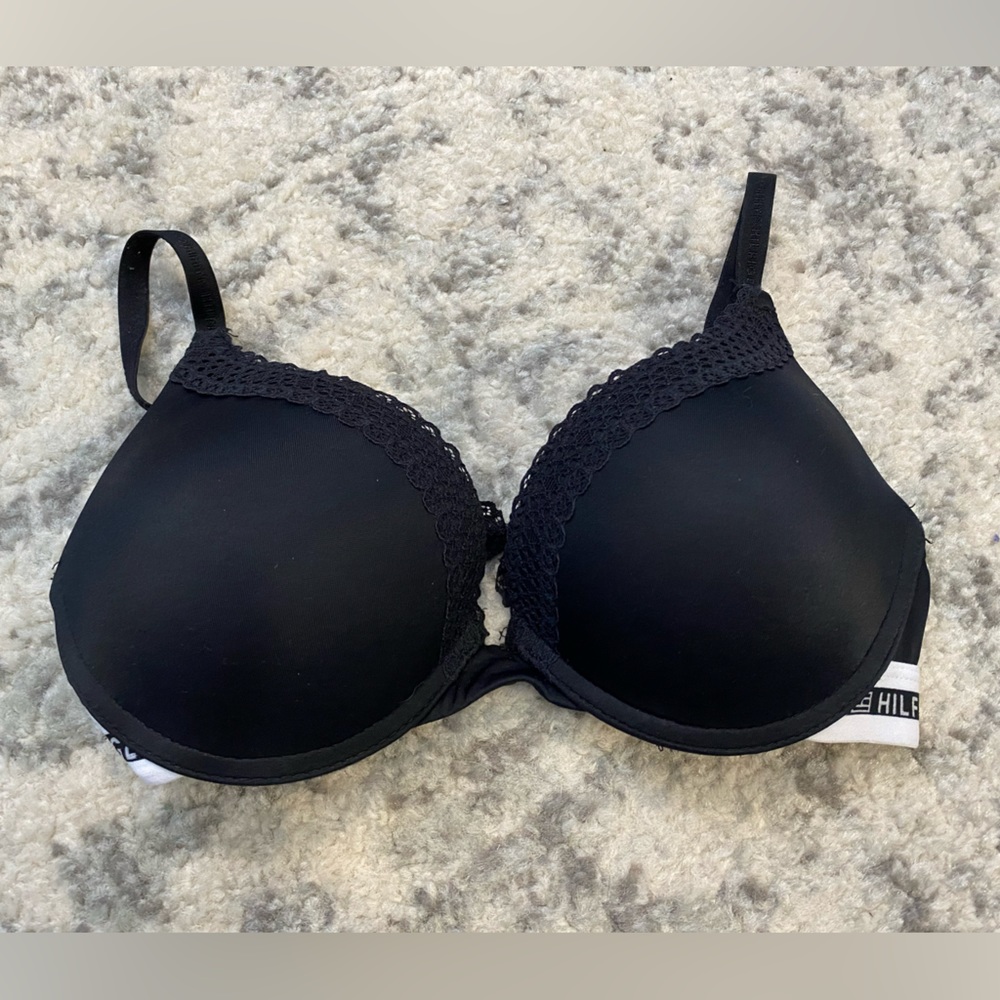 Tommy Hilfiger Convertible Lace Trim Black Push Up Bra - 34B